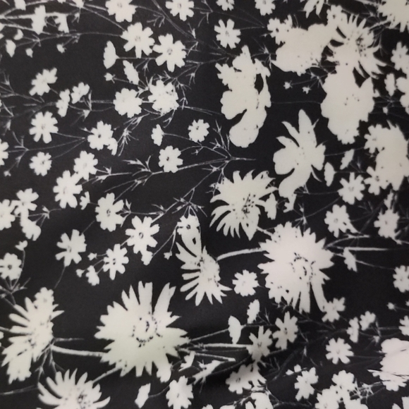 NWT FP Movement Printed Lose Control Wrap Leggings Black & White Floral - Picture 5 of 6